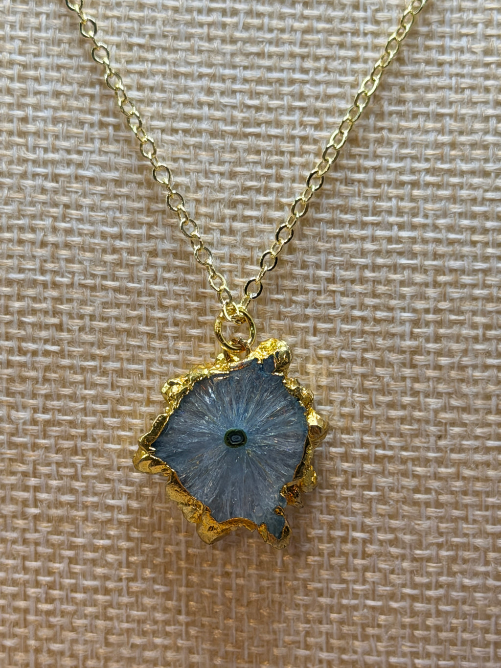Green solar quartz goede slice pendant necklace